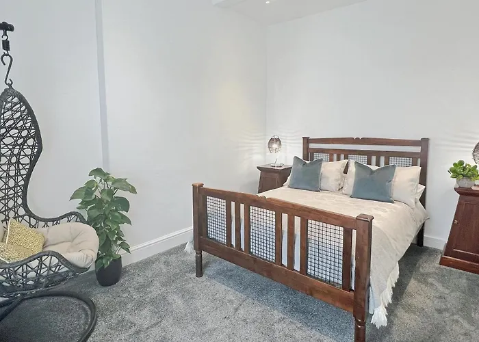 Perfectly Located City Centre Apartments