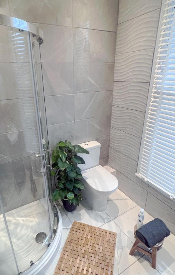 Perfectly Located Centre Apartment Exeter