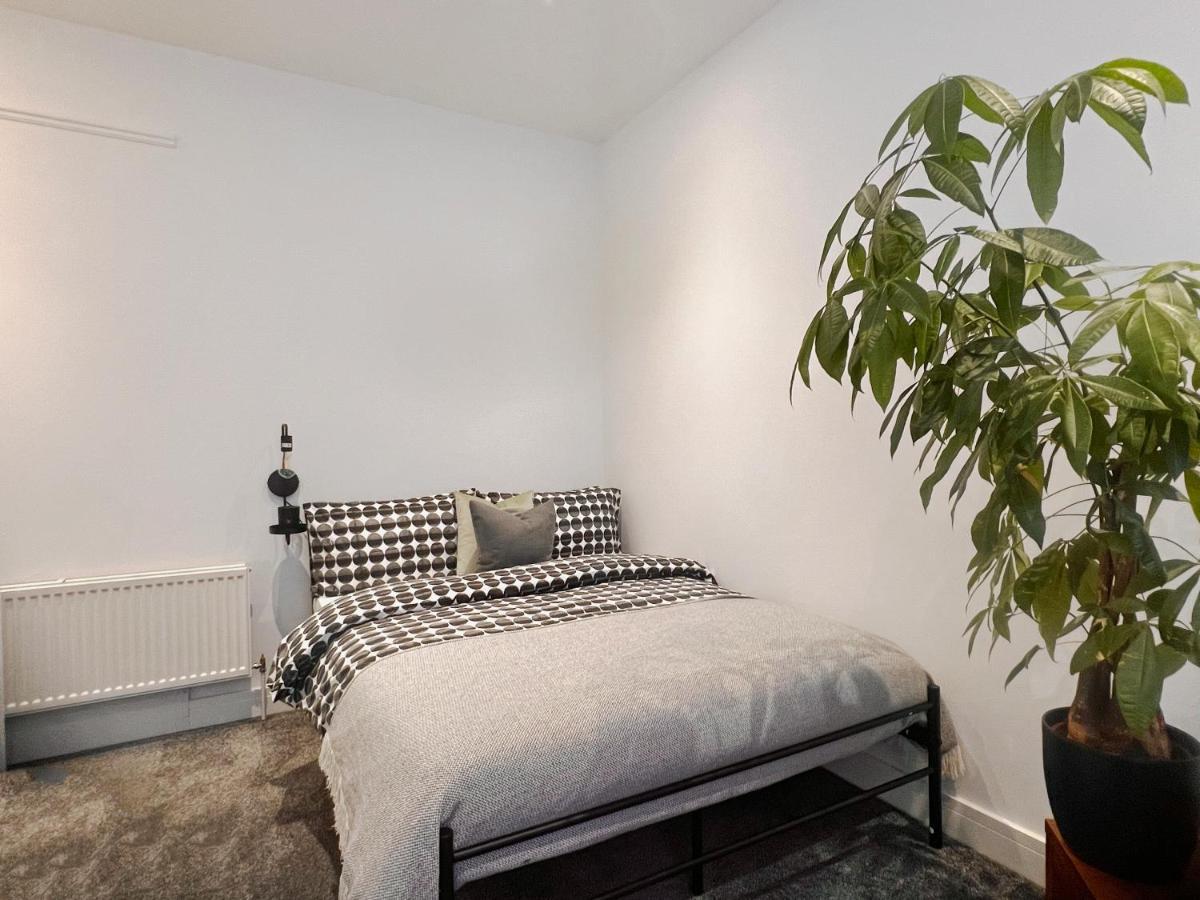 Apartment Perfectly Located Centre *