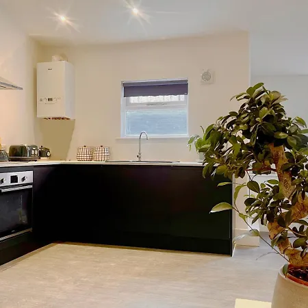 Perfectly Located City Centre Apartments Exeter Exterior photo
