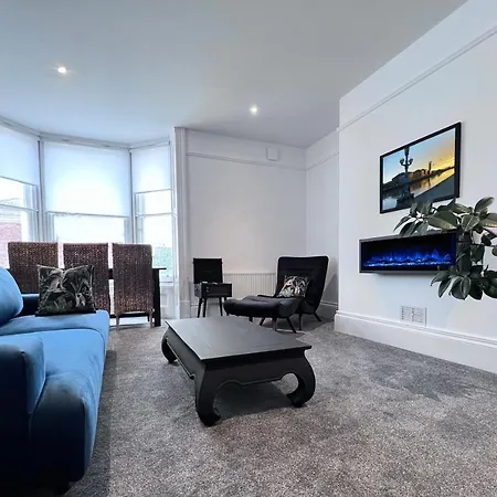 Perfectly Located City Centre Apartments Exeter Exterior photo